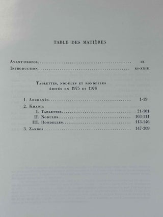 Recueil des inscriptions en lin&eacute;aire A. Vol. 1: Tablettes &eacute;dit&eacute;es avant 1970. Vol. 2: Nodules, Scell&eacute;s et Rondelles &eacute;dit&eacute;s avant 1970. Vol. 3: Tablettes, nodules et rondelles &eacute;dit&eacute;s en 1975 et 1976. Vol. 4: Autres Documents. Vol. 5: Addenda, Corrigenda, Concordances, Index et Planches des signes (complete set)[newline]M4767g-17.jpeg