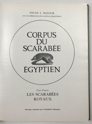 Corpus du scarabée égyptien. Tome I: Les scarabées royaux. Tome II: Analyse thématique (complete set)[newline]M4899d-05.jpeg