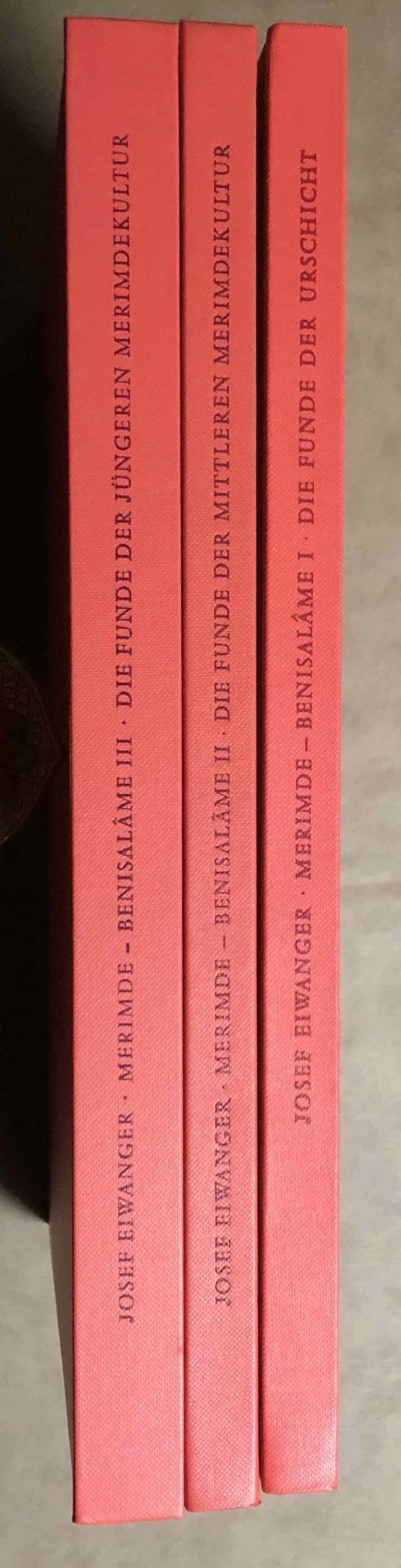 Merimde Merimde-Benisalame. Band I: Die Funde der Urschicht. Band II: Die Funde ...