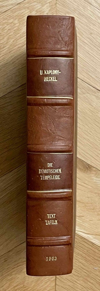 Item #M6501a Die demotischen Tempeleide. Band I: Text. Band II: Abbildungen (complete set). KAPLONY-HECKEL Ursula.[newline]M6501a-00.jpeg