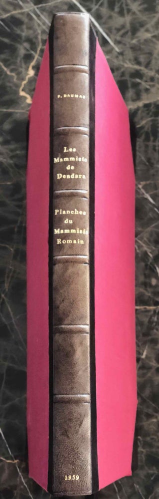 Item #M6793 Les mammisis de Dendara. Planches du mammisi romain. DAUMAS François.[newline]M6793.jpg