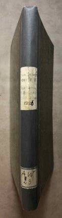 Item #M6832 Das Kreuzreliquiar der Reichenau - Eine neue Urkunde zu der Siegesfeier des...