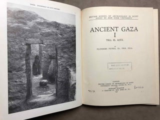 Ancient Gaza. Vol. I, II, III, IV and City of shepherd Kings, and: Ancient Gaza V (complete set)[newline]M6931-03.jpg