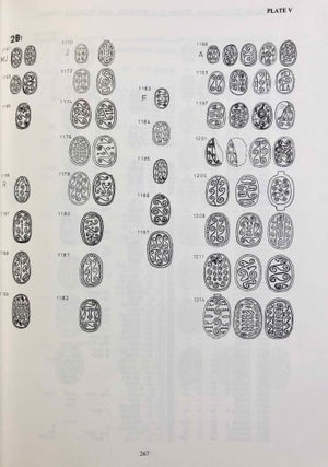 Studies on Scarab Seals. Vol. I: Pre-12th dynasty scarab amulets. Vol. II: Scarab seals and their contribution to history in the early second millennium B.C. Part 1: Text. Part 2: Inventory (3 volumes, complete set)[newline]M7003-23.jpg