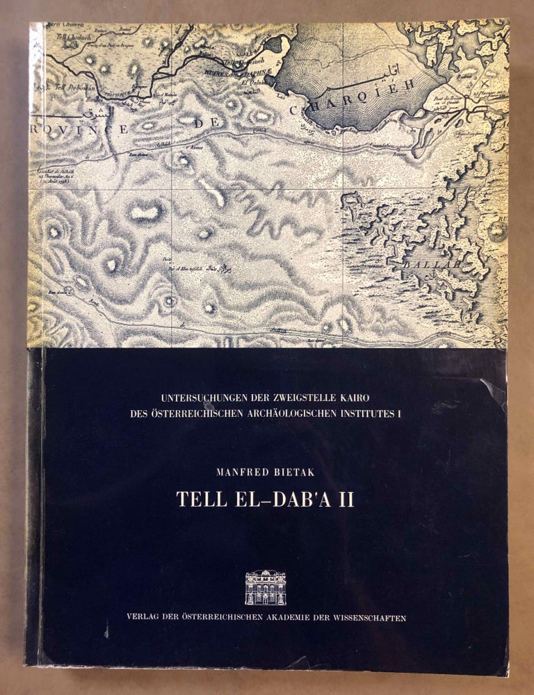 Item #M7189 Tell el-Dab'a II: Der Fundort im Rahmen einer arch&auml;ologisch-geographischen Untersuchung &uuml;ber das &auml;gyptische Ostdelta. Main volume + Plans (complete in itself). BIETAK Manfred.[newline]M7189.jpg