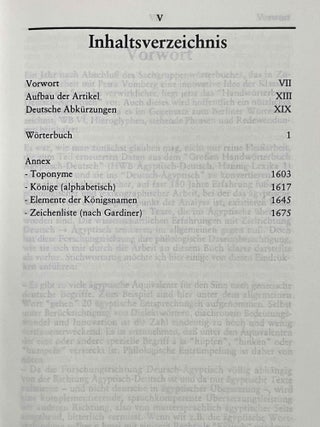 Die Sprache der Pharaonen. Grosses Handwörterbuch Deutsch-Ägyptisch & Ägyptisch-Deutsch. 2 volumes (complete set)