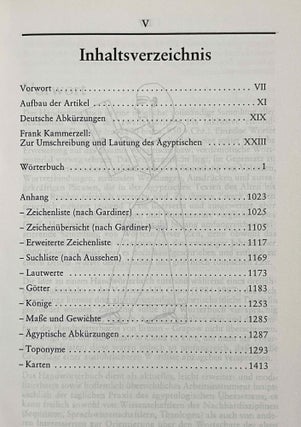 Die Sprache der Pharaonen. Grosses Handwörterbuch Deutsch-Ägyptisch & Ägyptisch-Deutsch. 2 volumes (complete set)