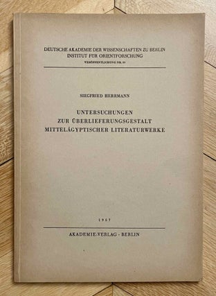 Item #M7618b Untersuchungen zur Überlieferungsgestalt Mittelägyptischer Literaturwerke....
