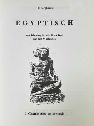 Egyptisch. Een inleiding in taal en schrift van het Middenrijk. I. Grammatica en syntaxis; II. Tekenlijsten, Oefeningen, Bloemlezing. 2 volumes (complete set)[newline]M7631a-01.jpeg