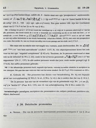 Egyptisch. Een inleiding in taal en schrift van het Middenrijk. I. Grammatica en syntaxis; II. Tekenlijsten, Oefeningen, Bloemlezing. 2 volumes (complete set)[newline]M7631a-06.jpeg