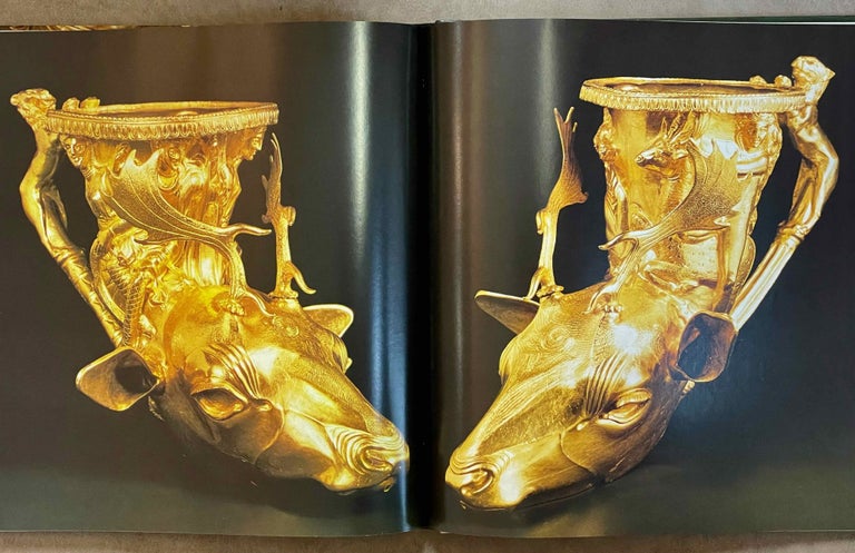 Item #M8075 Gold der Thraker. Archäologische Schätze aus Bulgarien. Austellung anlässlich der 1300-Jahrfeier des Bulgarischen Staates. AAC - Catalogue exhibition.[newline]M8075-00.jpeg
