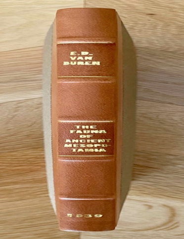 Item #M8160 The fauna of ancient Mesopotamia as represented in art. VAN BUREN Elizabeth Douglas.[newline]M8160-00.jpeg