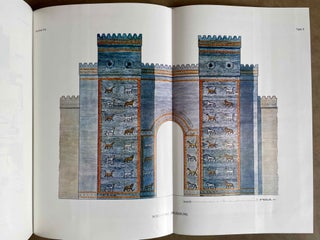 Das Ischtar-Tor in Babylon. Nach den Ausgrabungen durch die Deutsche Orient-Gesellschaft.[newline]M8240-15.jpeg