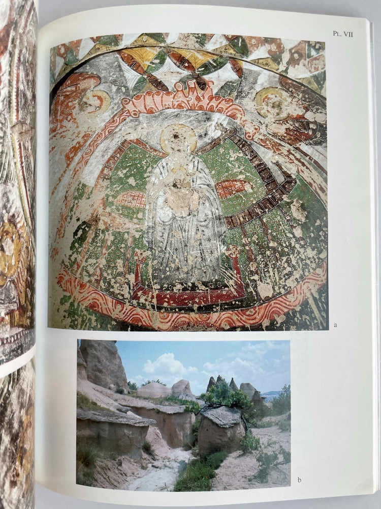 Item #M8362 Haut Moyen-Age en Cappadoce. Les églises de la région du Cavusin. Tome II. THIERRY Nicole.[newline]M8362-00.jpeg