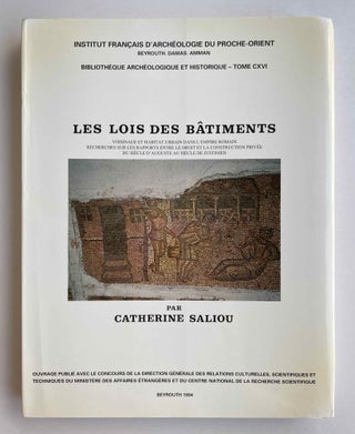 Item #M8367 Les lois des bâtiments. Voisinage et habitat urbain dans l'Empire Romain....