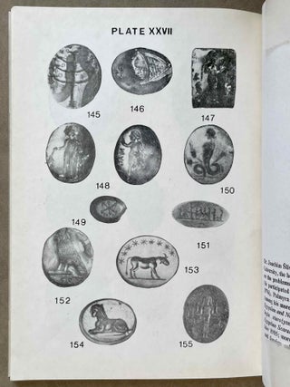 Egyptian scarabs and magical gems from the collection of Constantine Schmidt-Ciazynski[newline]M8512-07.jpeg