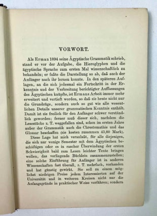 Ägyptisch. Praktische Einführung in die Hieroglyphen und die ägyptische Sprache mit Lesestücken und Wörterbuch.