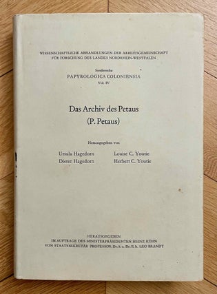 Item #M9198a Das Archiv des Petaus (P. Petaus). HAGEDORN Ursula