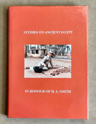 Item #M9241 Studies on Ancient Egypt. In honour of H.S. Smith. SMITH Harry Sydney - LEAHY Anthony...[newline]M9241-00.jpeg