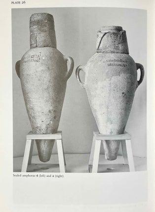 Stone vessels, pottery and sealings from the tomb of Tutankhamun