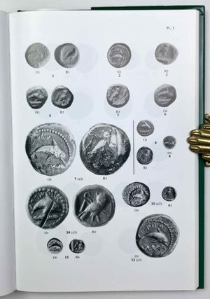 The coinage of the Phoenician city of Tyre in the Persian period (5th-4th cent. BCE)[newline]M9467-08.jpeg