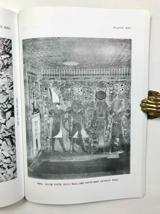 Set of 6 titles in 5 volumes: 1) The tomb of Hatshopsitu. 2) The tombs of Harmhabi and Touatankhamanou. 3) The tomb of Thoutmosis IV. 4) The tomb of Siphtah, with The tomb of Queen Tiyi. 5) The royal Mummies.
