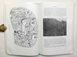 Set of 6 titles in 5 volumes: 1) The tomb of Hatshopsitu. 2) The tombs of Harmhabi and Touatankhamanou. 3) The tomb of Thoutmosis IV. 4) The tomb of Siphtah, with The tomb of Queen Tiyi. 5) The royal Mummies.