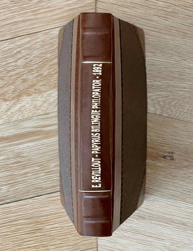 Item #M9526 Un papyrus bilingue du temps de Philopator. REVILLOUT Eug&egrave;ne.[newline]M9526-00.jpeg