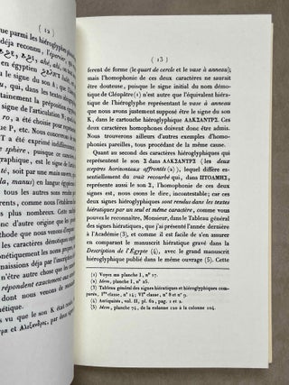 Lettre &agrave; M. Dacier, secr&eacute;taire perp&eacute;tuel de l'Acad&eacute;mie Royale des Inscriptions et Belles-Lettres, relative &agrave; l'alphabet des hi&eacute;roglyphes phon&eacute;tiques. Employ&eacute;s par les Egyptiens pour inscrire sur leurs monuments les titres, les noms et les surnoms des souverains grecs et romains. Postface de Jean-Claude Goyon.