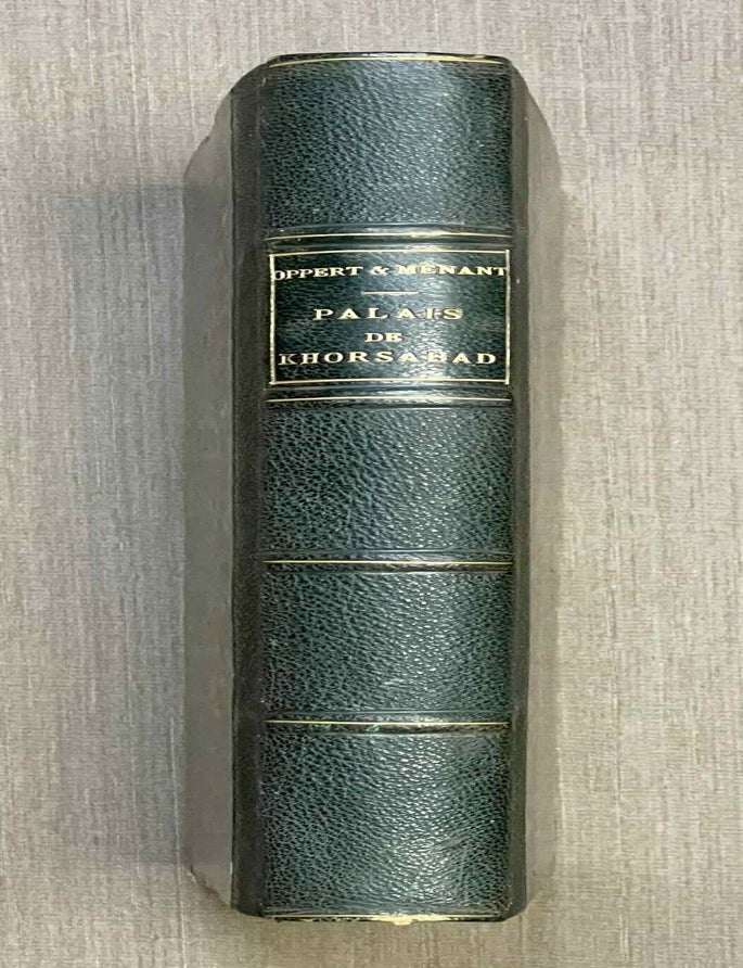 Item #M9874 Grande inscription du palais de Khorsabad. Publi&eacute;e et comment&eacute;e par Jules Oppert et Joachim Menant. OPPERT Jules - MENANT Joachim.[newline]M9874-00.jpeg